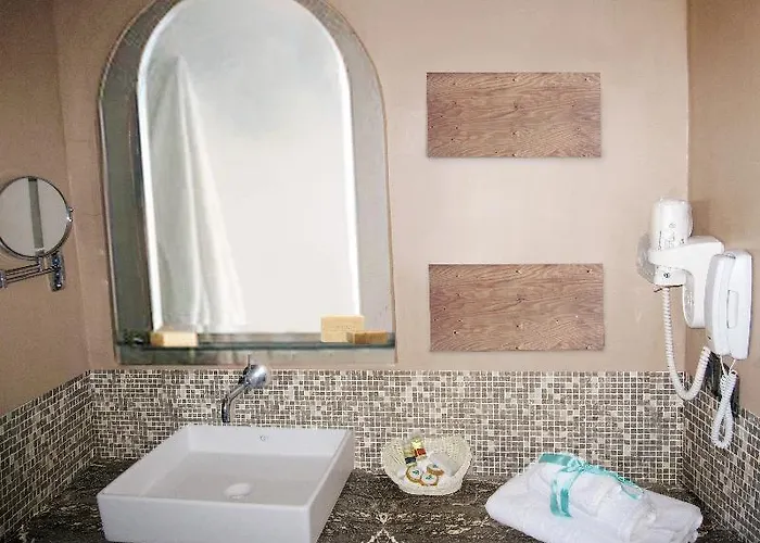 Costa Rossa -adults Only 希伊